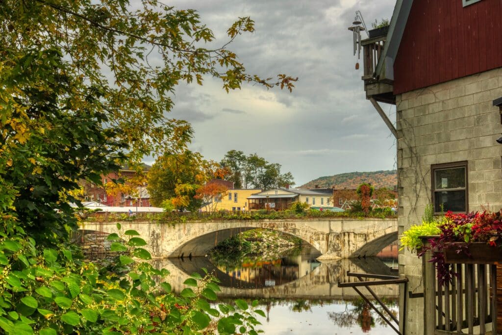 Bridge of Flowers